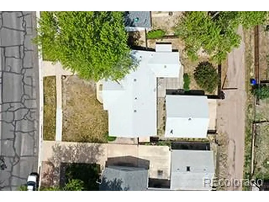 1715 Bates Dr, Colorado Springs, CO 80909 - #2