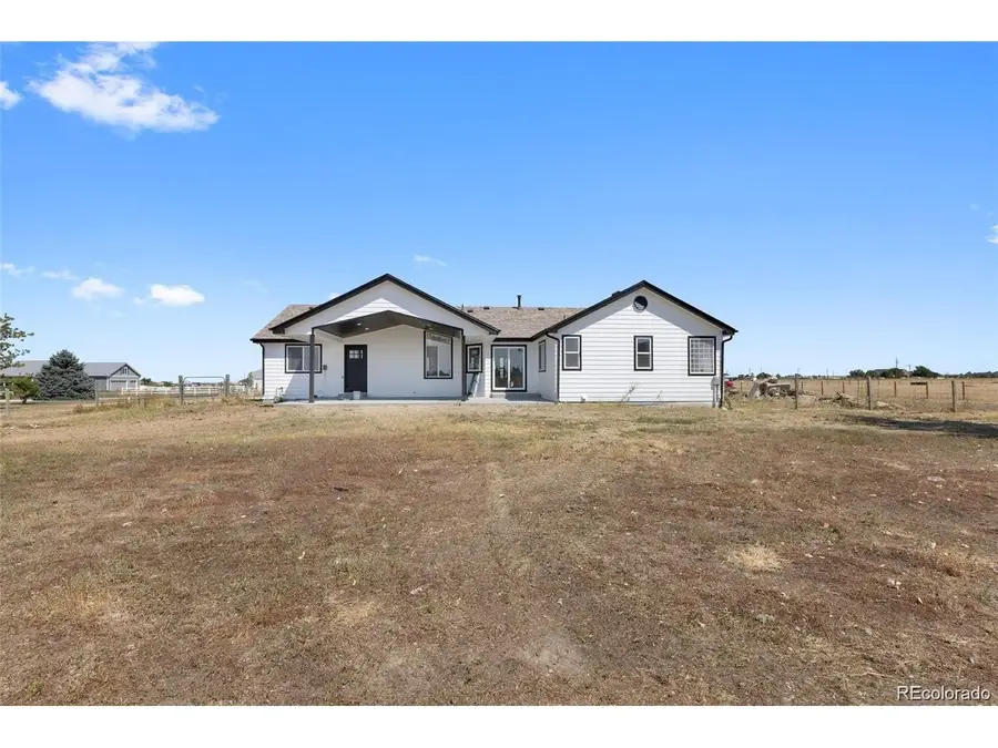 731 Shoshone St, Strasburg, CO 80136 - #2