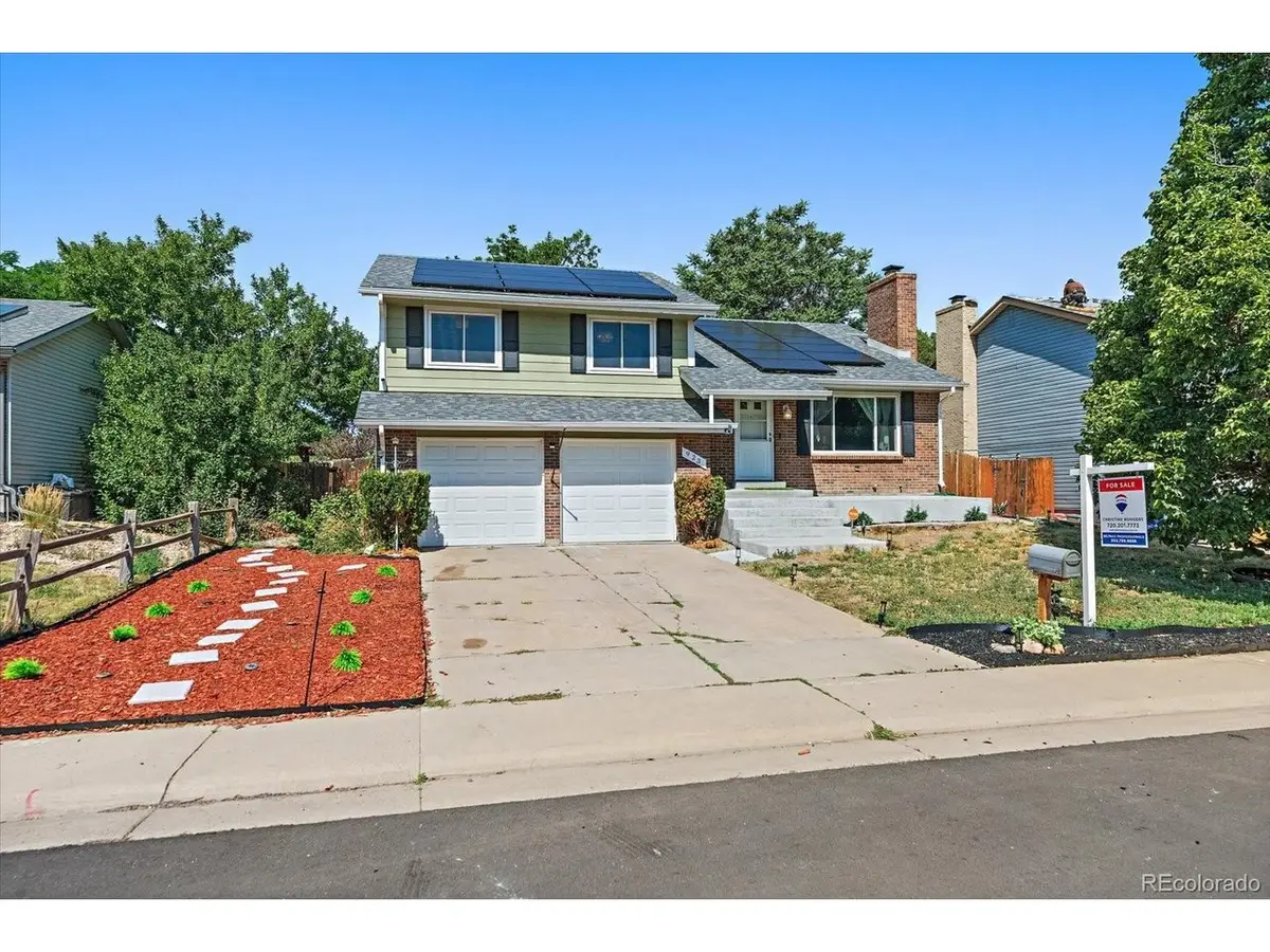923 S Ouray St, Aurora, CO 80017 - #1