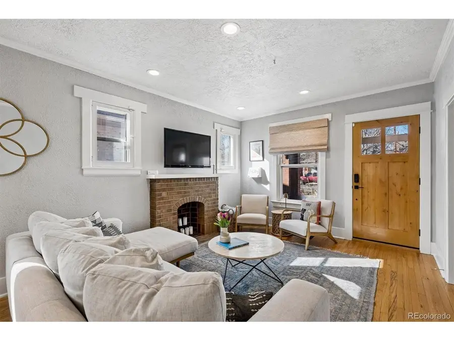 762 S Logan St, Denver, CO 80209 - #2