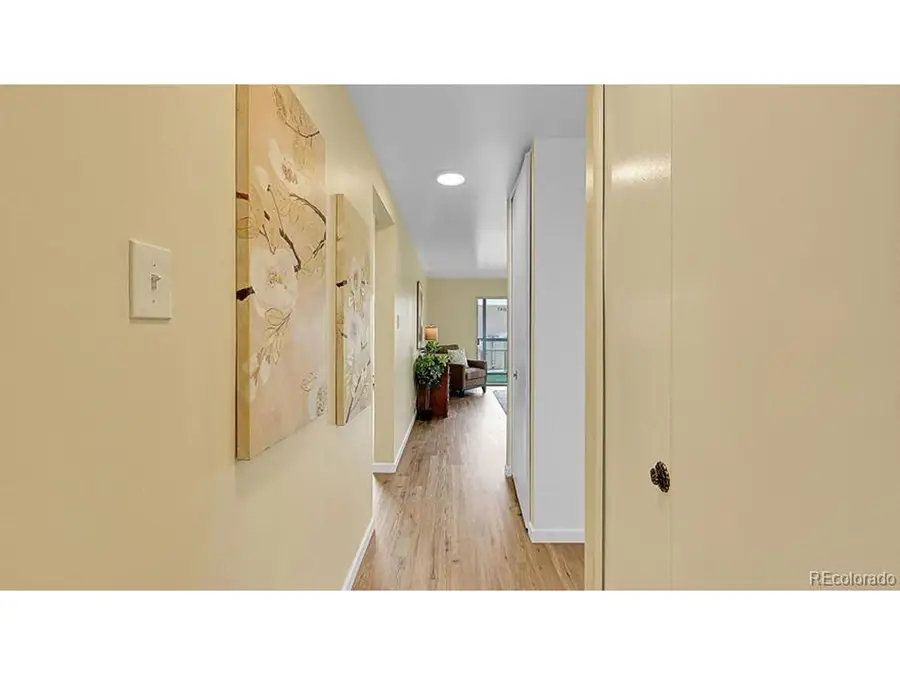 725 S Clinton St #1B, Denver, CO 80247 - Image #3