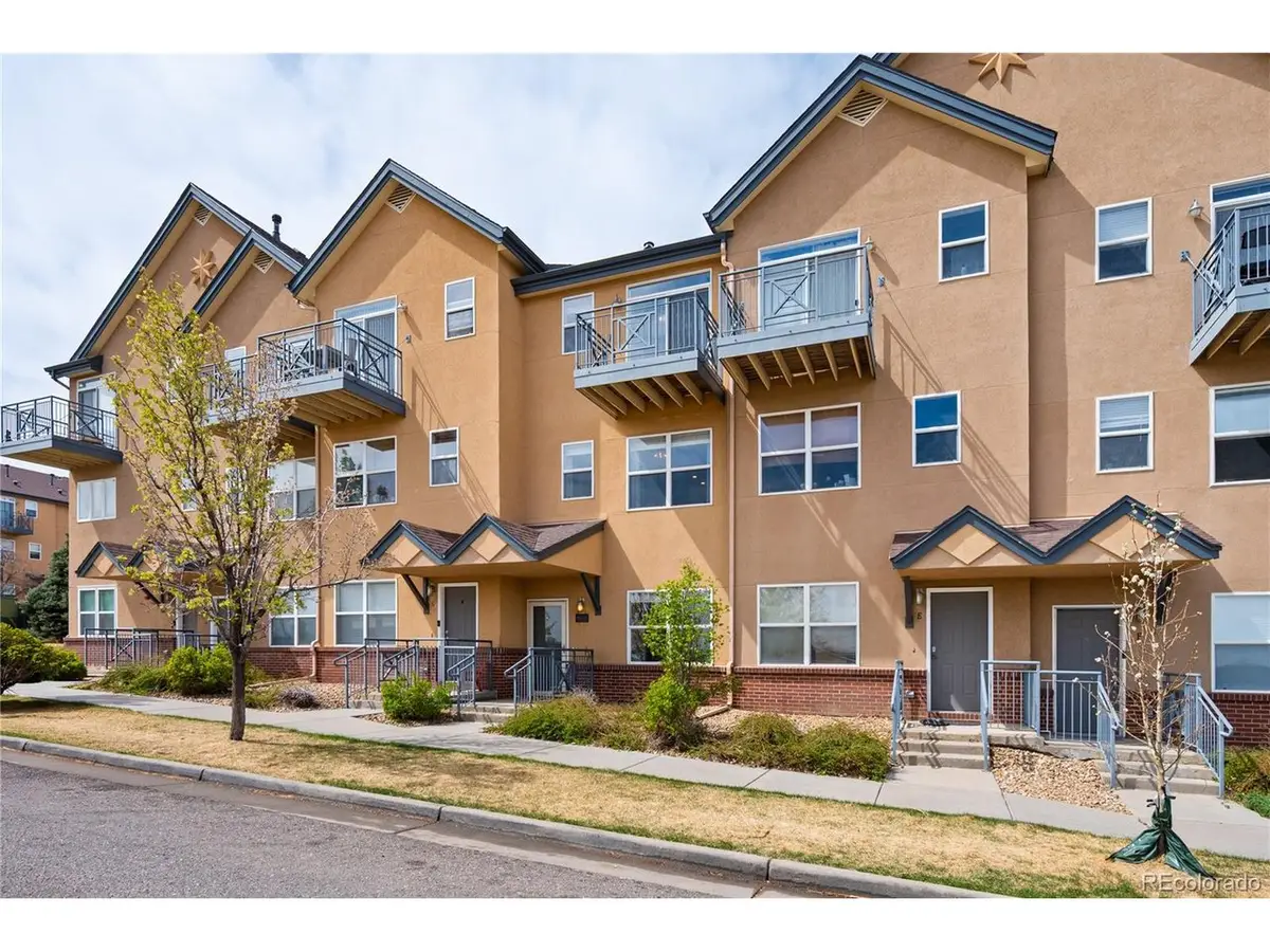 621 S Fairplay St #D, Aurora, CO 80012 - #1