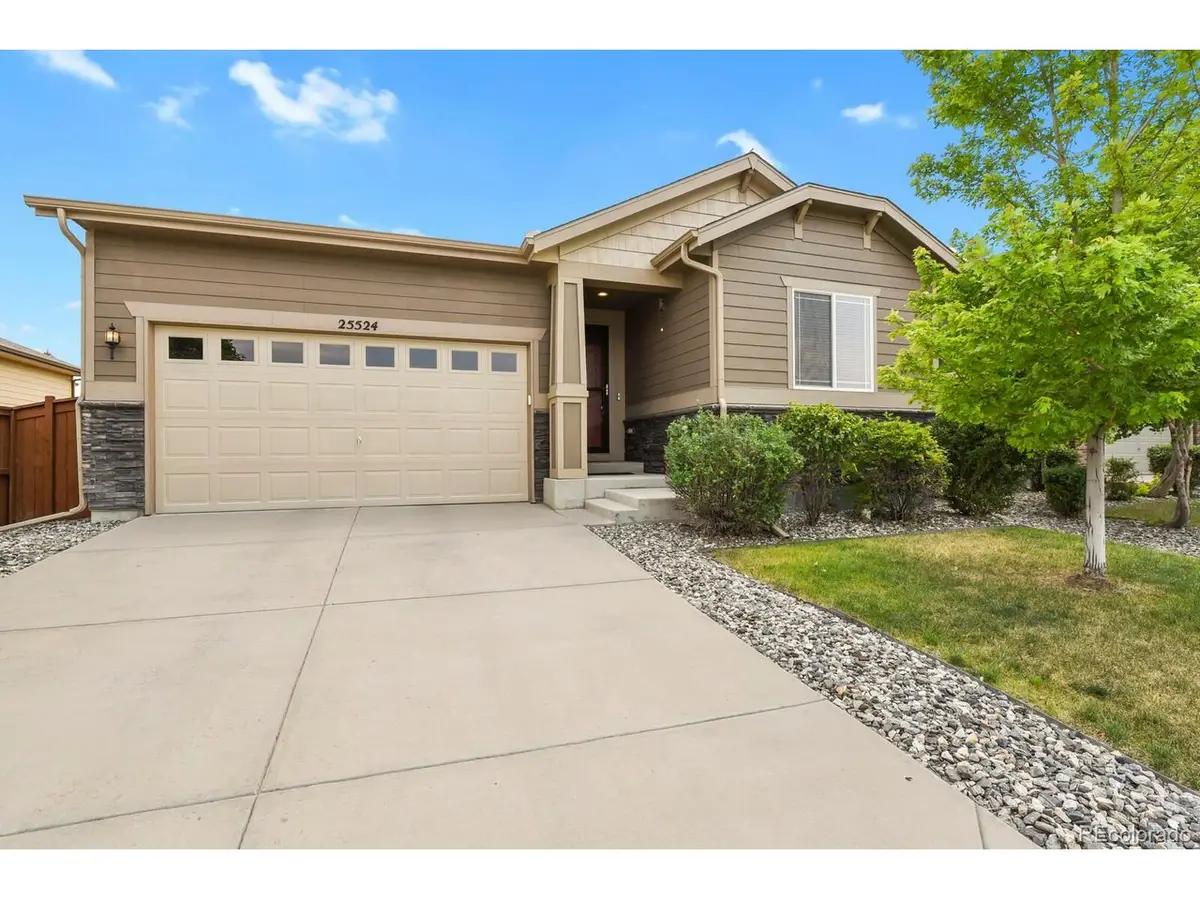 25524 E Byers Dr, Aurora, CO 80018 - #1