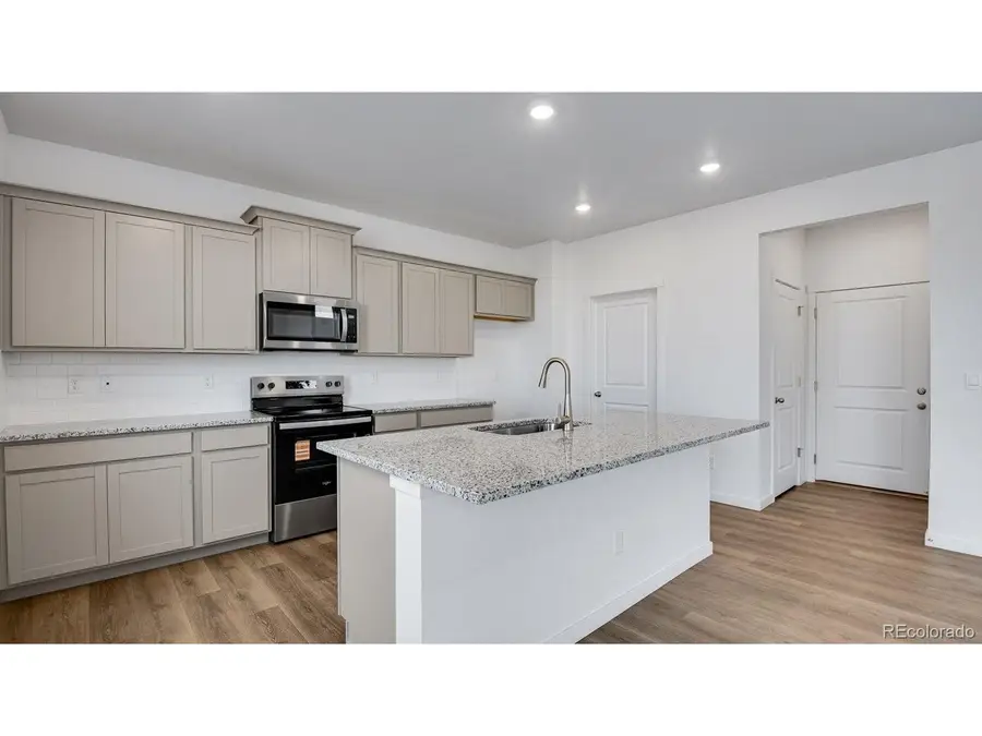 43112 Castle Stuart St, Elizabeth, CO 80107 - #2