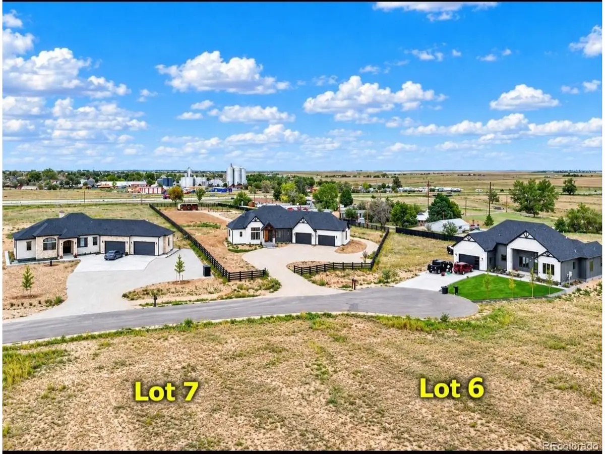 56262 E Apache Pl, Strasburg, CO 80136 - #1