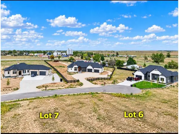 56262 E Apache Pl, Strasburg, CO 80136