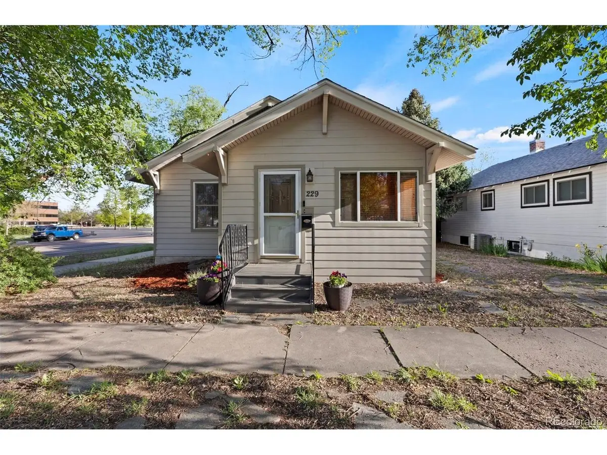 229 E Washington St, Colorado Springs, CO 80907 - #1