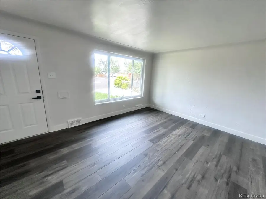 5340 E 33rd Ave, Denver, CO 80207 - #3
