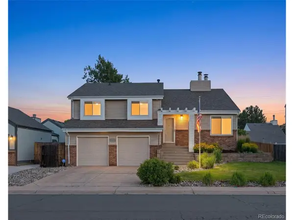 19853 E Greenwood Dr, Aurora, CO 80013