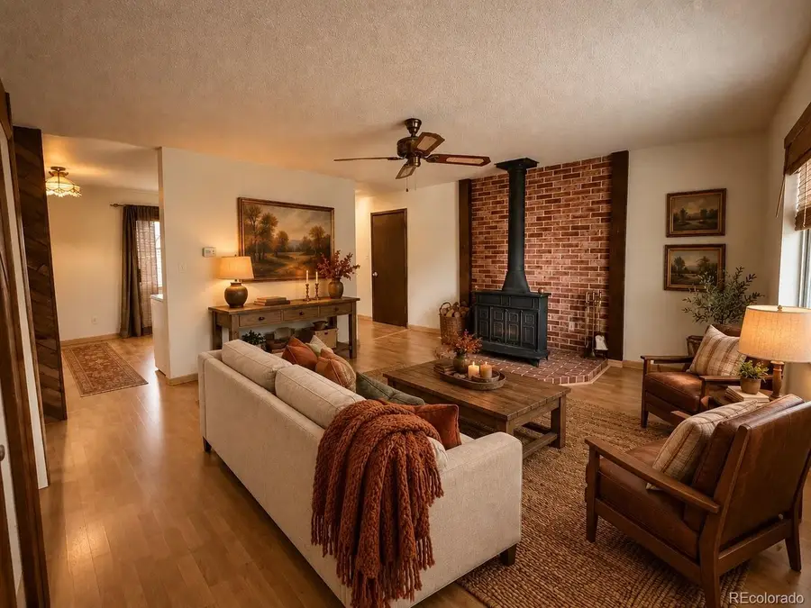 1951 E 81st Pl, Welby, CO 80229 - #3