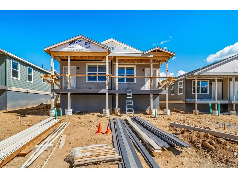 718 W 3rd St, Leadville, CO 80461 - #3