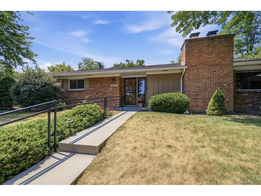 2182 W Briarwood Ave, Littleton, CO 80120 - #2