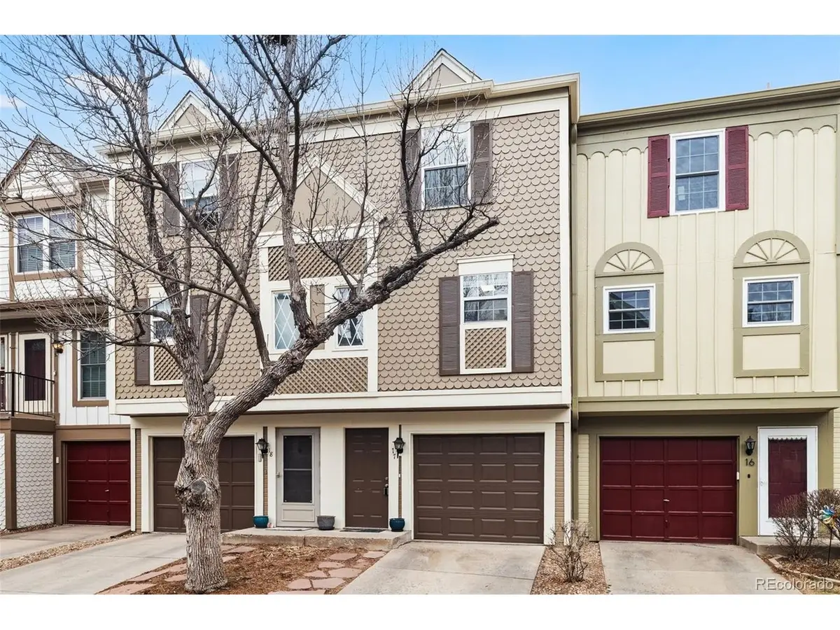 1811 S Quebec Way #17, Denver, CO 80231 - Image #1