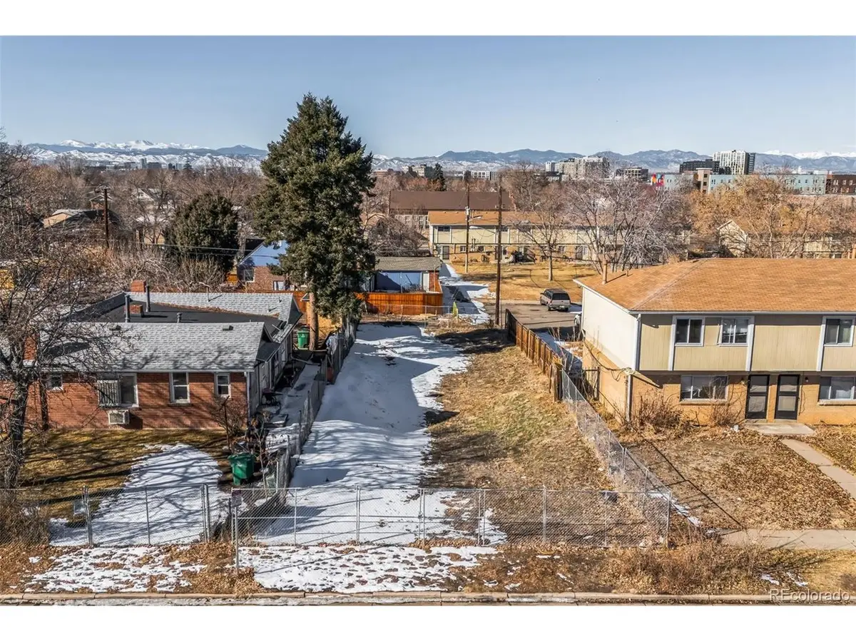 3611 N Elizabeth St, Denver, CO 80205 - #1