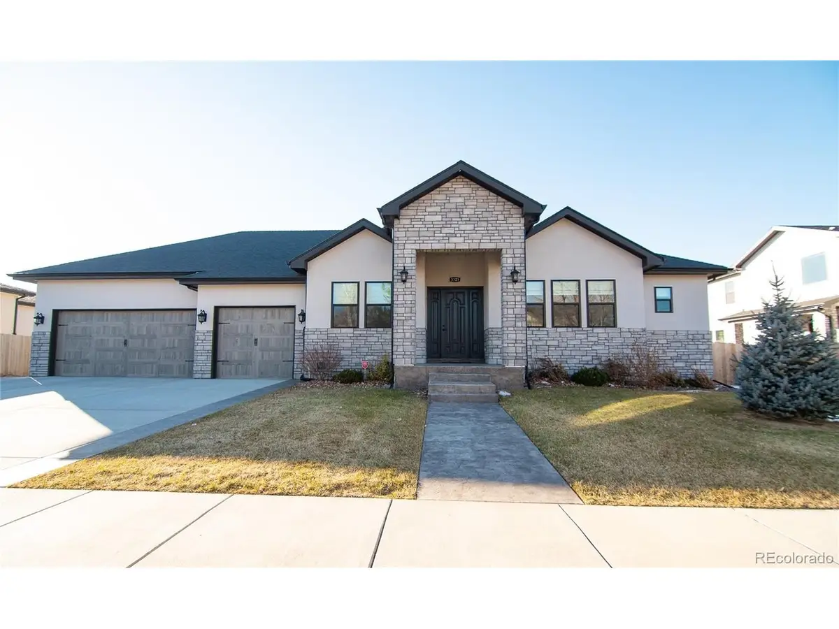 3323 S Newcombe St, Lakewood, CO 80227 - Image #1