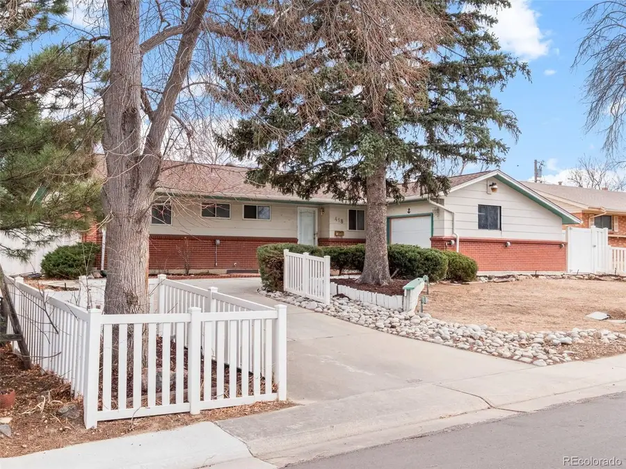 418 S Wheeling Way, Aurora, CO 80012 - #2