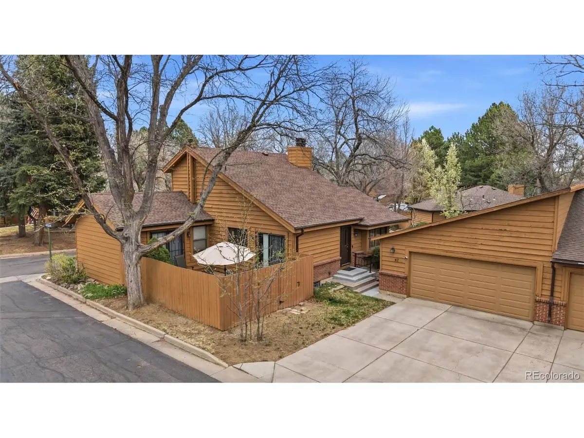 47 S Eagle Cir, Aurora, CO 80012 - #1