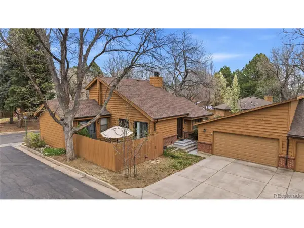 47 S Eagle Cir, Aurora, CO 80012