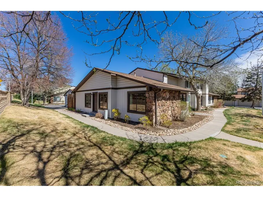 3571 S Kittredge St #E, Aurora, CO 80013 - #2