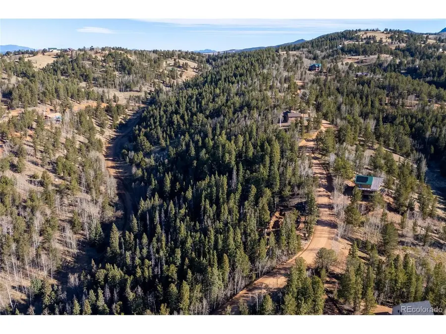 565 Fairview Dr, Woodland Park, CO 80863 - #2