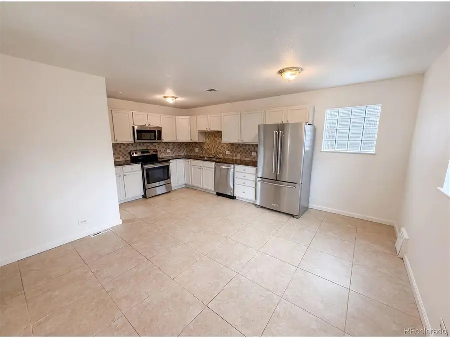 3570 Newport St, Denver, CO 80207 - #2