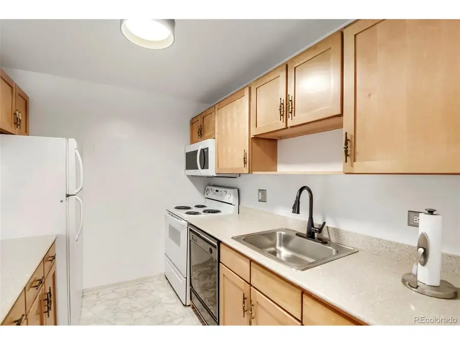 130 N Pearl St #1805, Denver, CO 80203 - #3