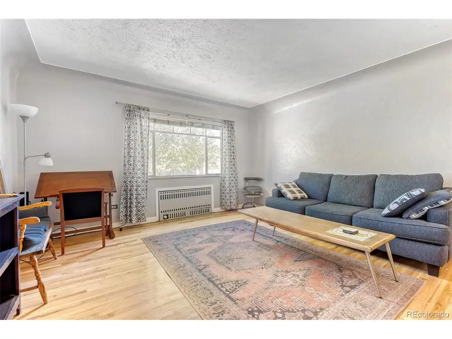 1130 N Pennsylvania St #202, Denver, CO 80203 - #3