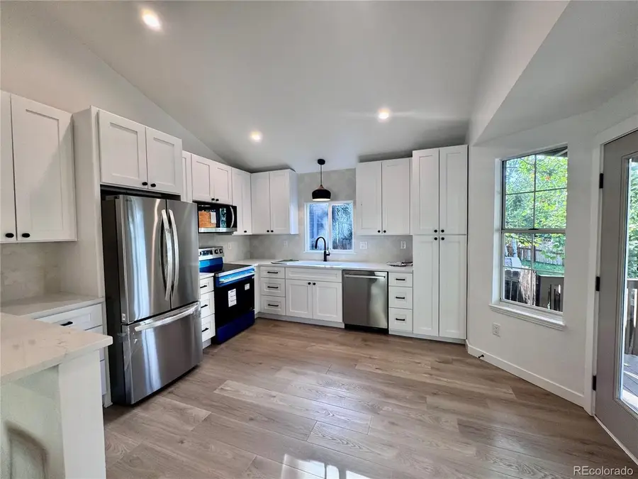 9633 W Elmhurst Pl, Littleton, CO 80128 - #3