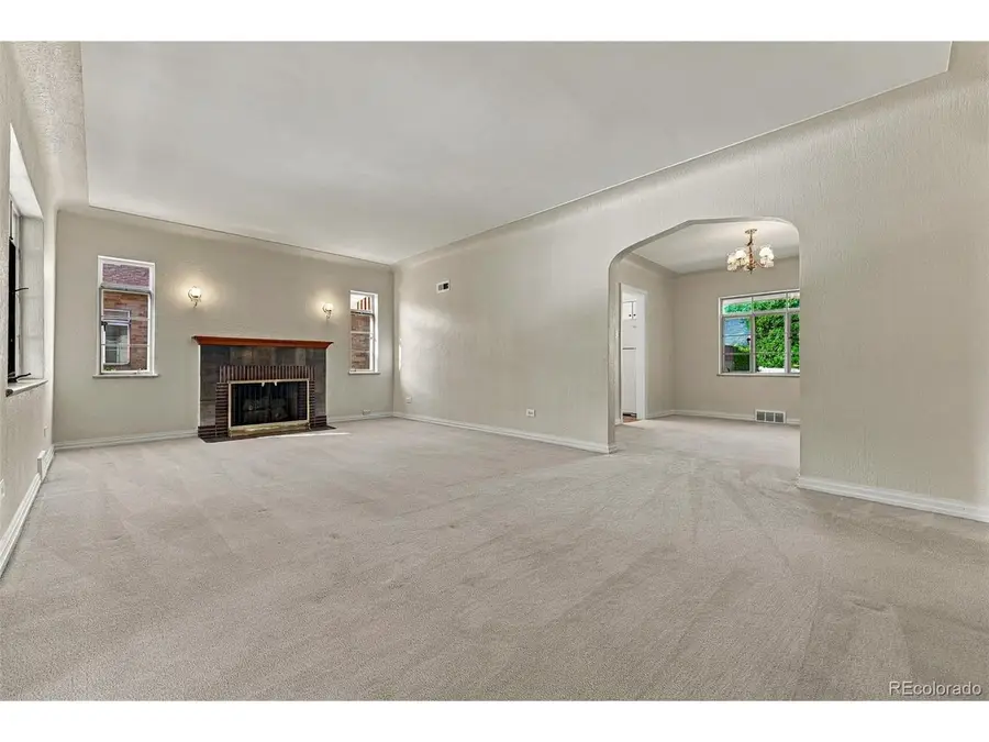 2377 Krameria St, Denver, CO 80207 - #3