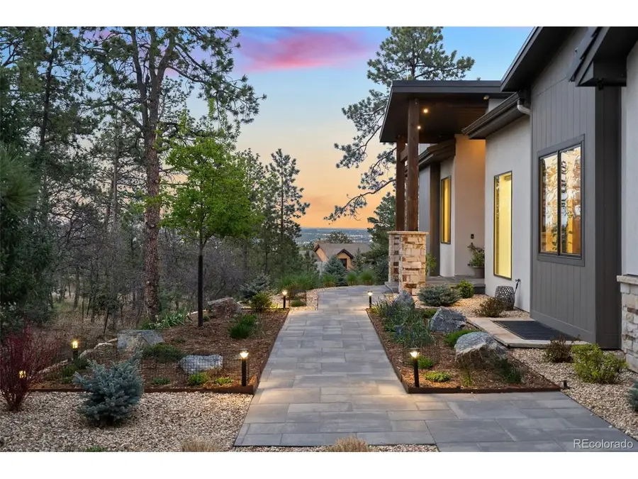 1685 Oakmoor Hts, Colorado Springs, CO 80906 - #3