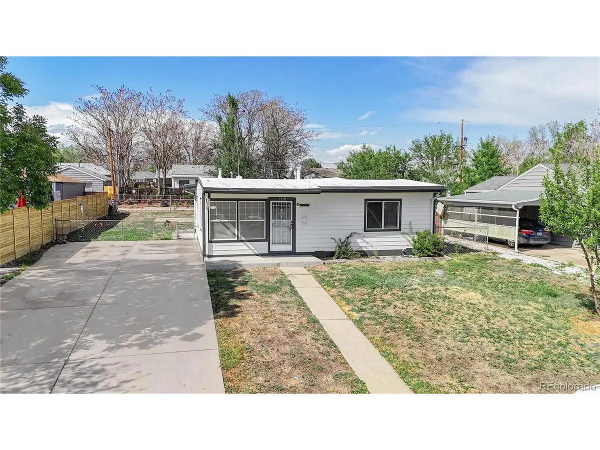 1631 W Hoye Pl, Denver, CO 80223 - #1
