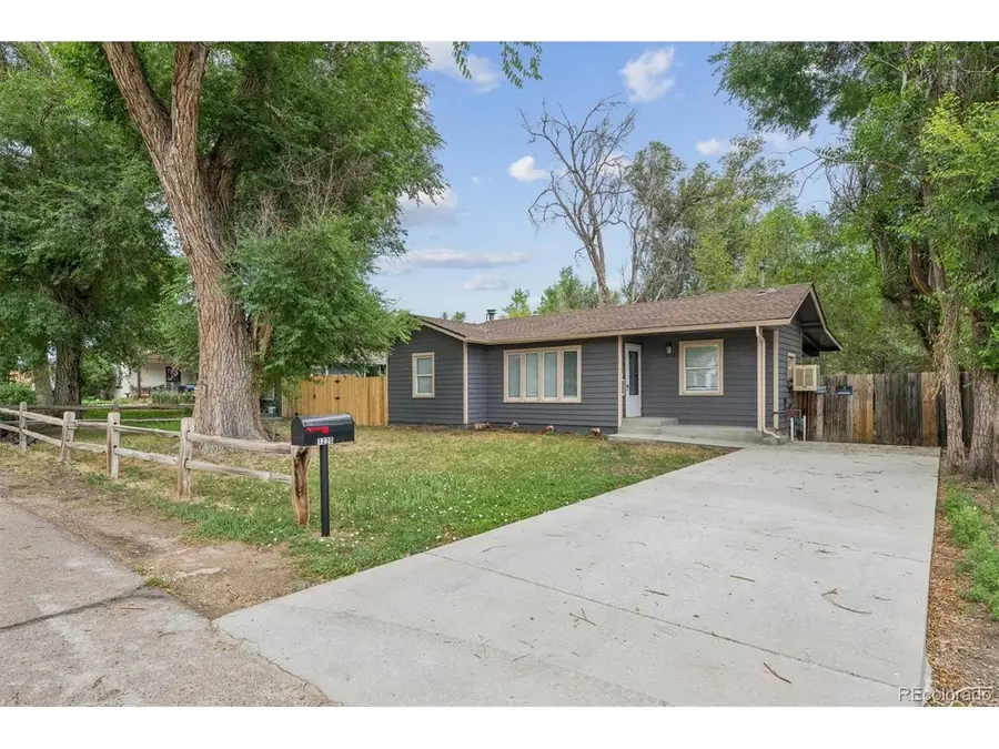 1220 Upham St, Lakewood, CO 80214 - #2
