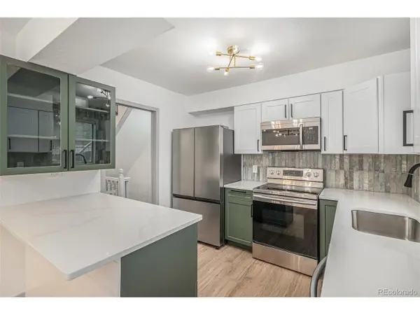 1649 S Ivory Cir #E, Aurora, CO 80017