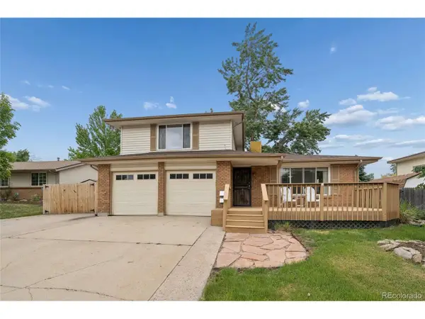 8352 Yarrow Ct, Arvada, CO 80005