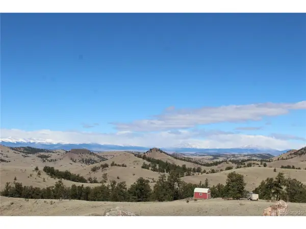 26 Wolfe Rd, Hartsel, CO 80449