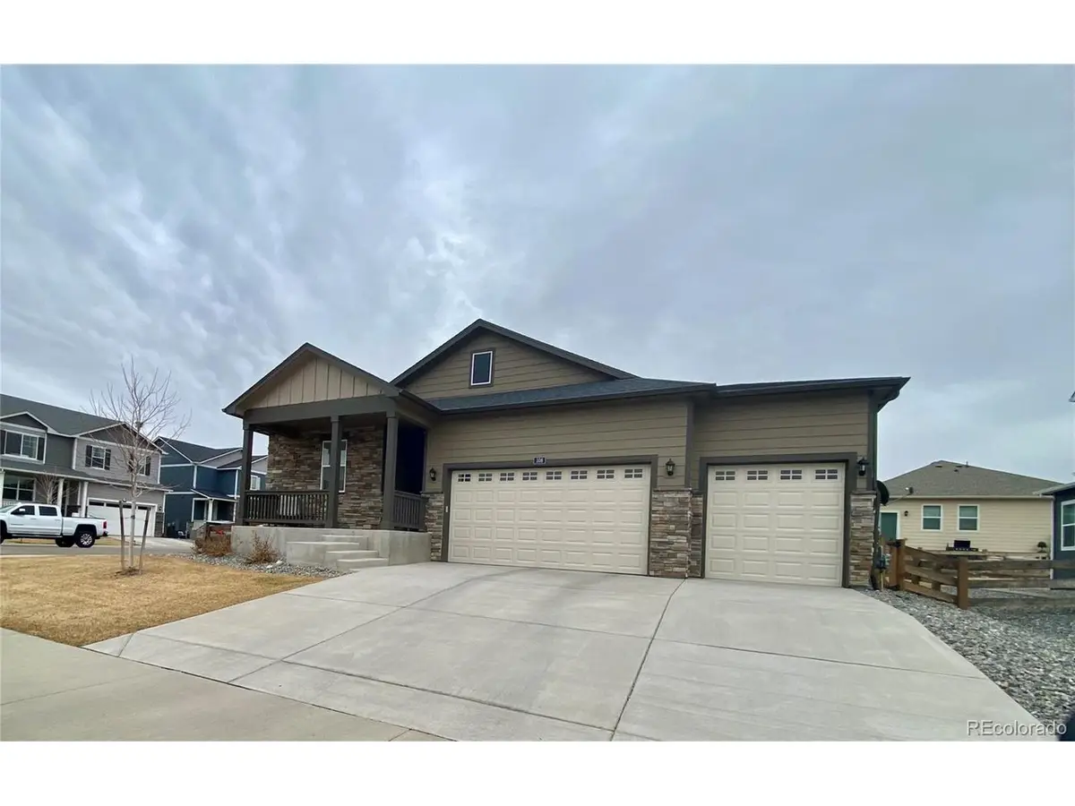 108 Monarch St, Bennett, CO 80102 - #1