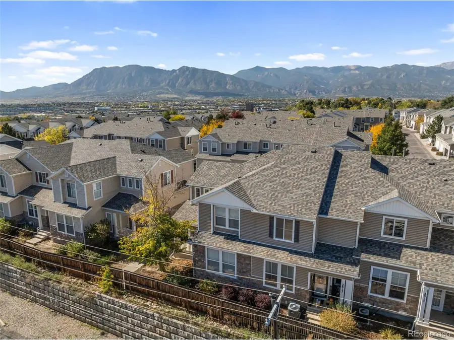 2809 Tumblewood Grv, Colorado Springs, CO 80910 - #2