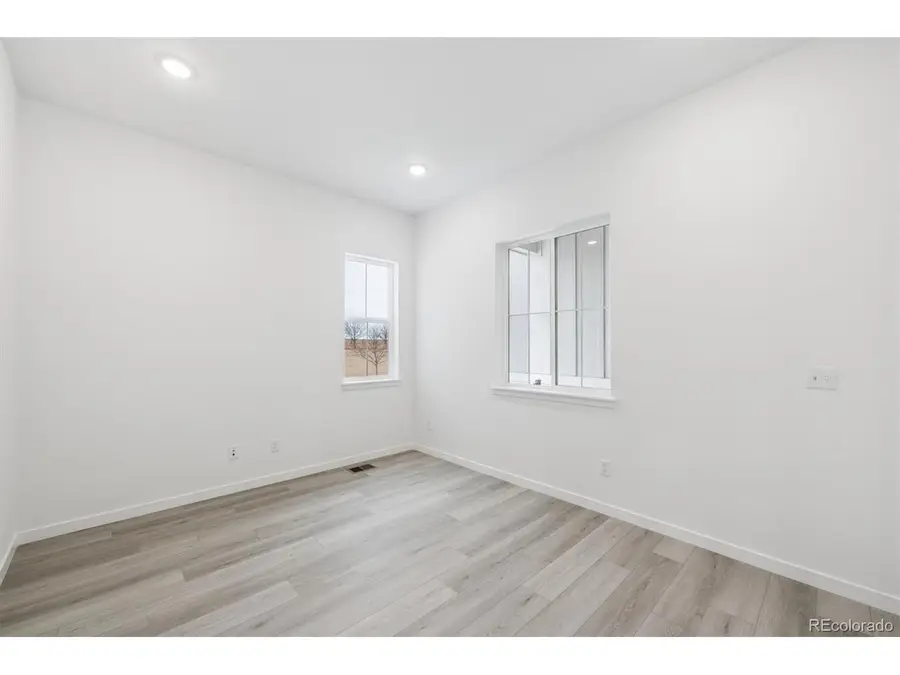 3783 Emerald Shore Cir, Loveland, CO 80538 - #3