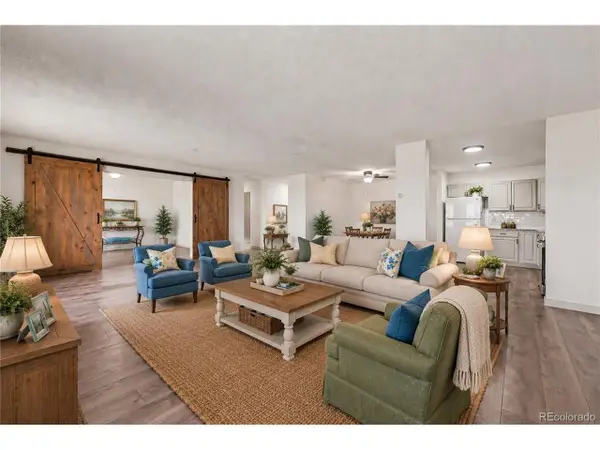300 S Clinton St #8C, Denver, CO 80247