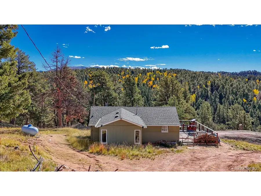 48 Huntsman Cir, Florissant, CO 80816 - Image #2