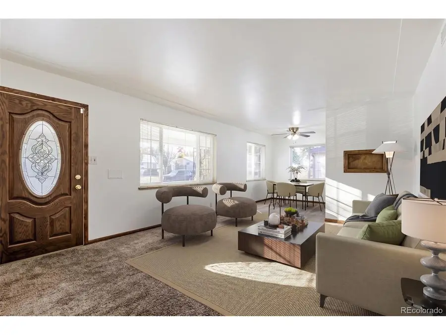 1051 Macon St, Aurora, CO 80010 - #3
