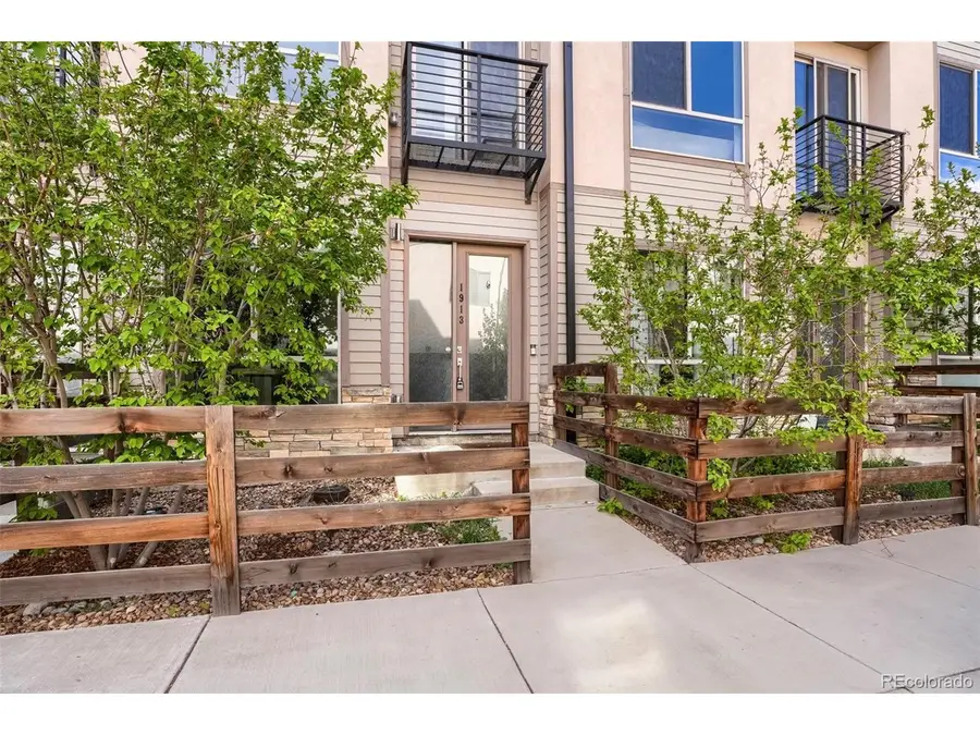 1913 Eaton St, Lakewood, CO 80214 - #3