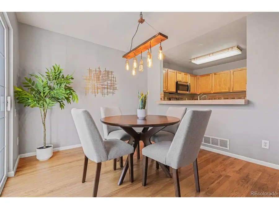 835 S Evanston Cir, Aurora, CO 80012 - #3