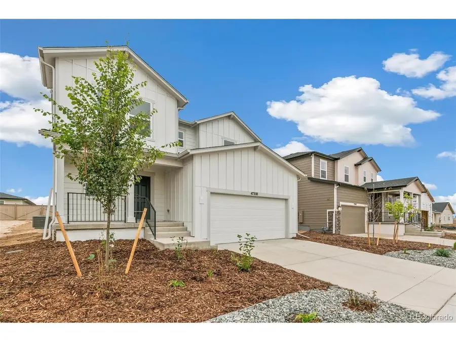 47358 Bluebell Ave, Bennett, CO 80102 - #2