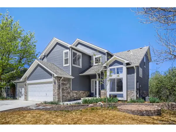 3965 Hawthorne Cir, Longmont, CO 80503