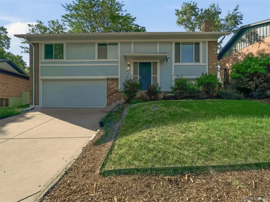2249 S Yank Ct, Lakewood, CO 80228 - #2