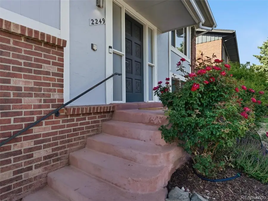 2249 S Yank Ct, Lakewood, CO 80228 - #3