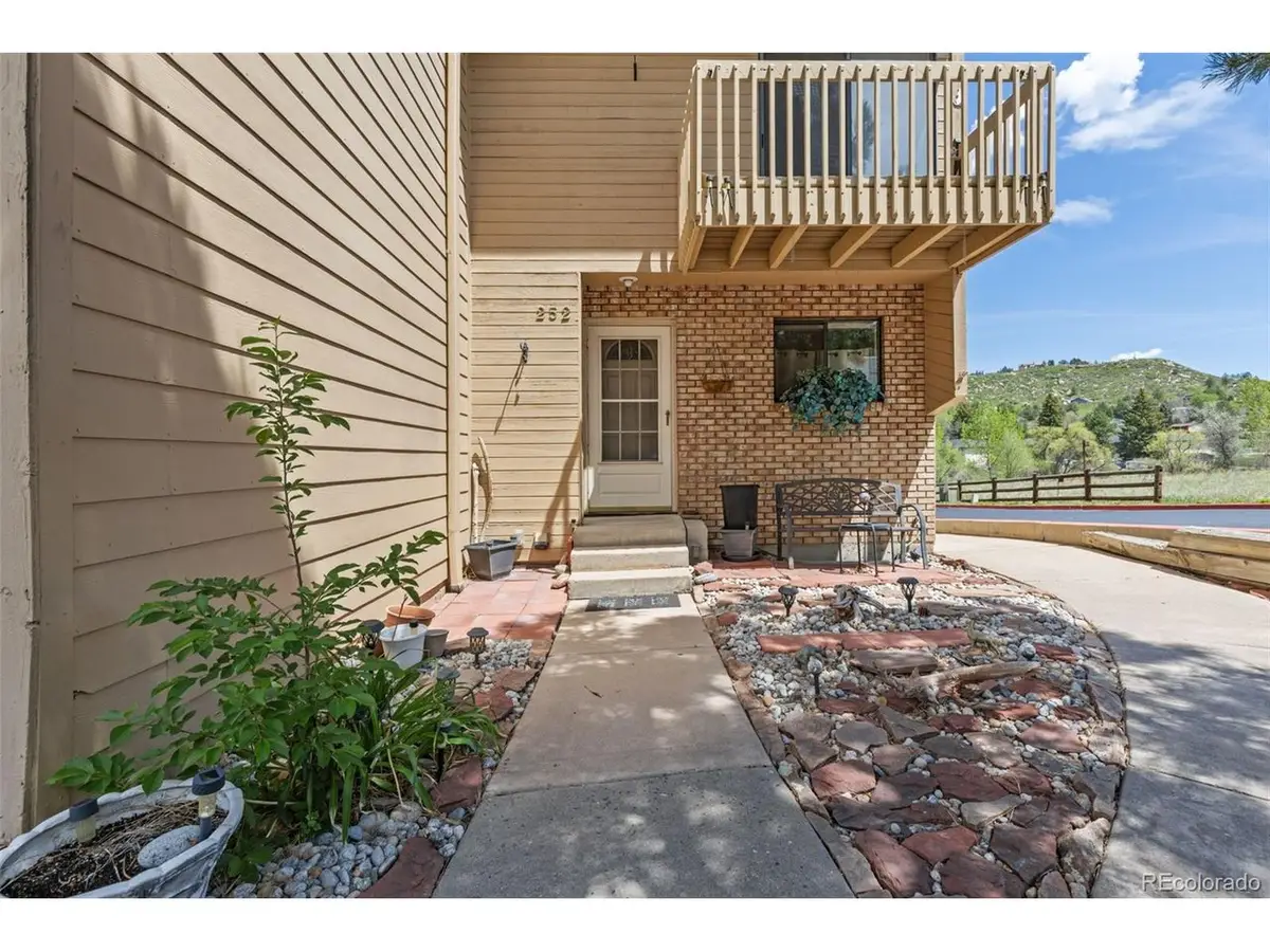 252 S Oman Rd, Castle Rock, CO 80104 - #1