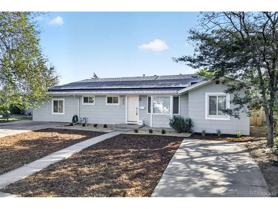 730 Newark St, Aurora, CO 80010 - #2