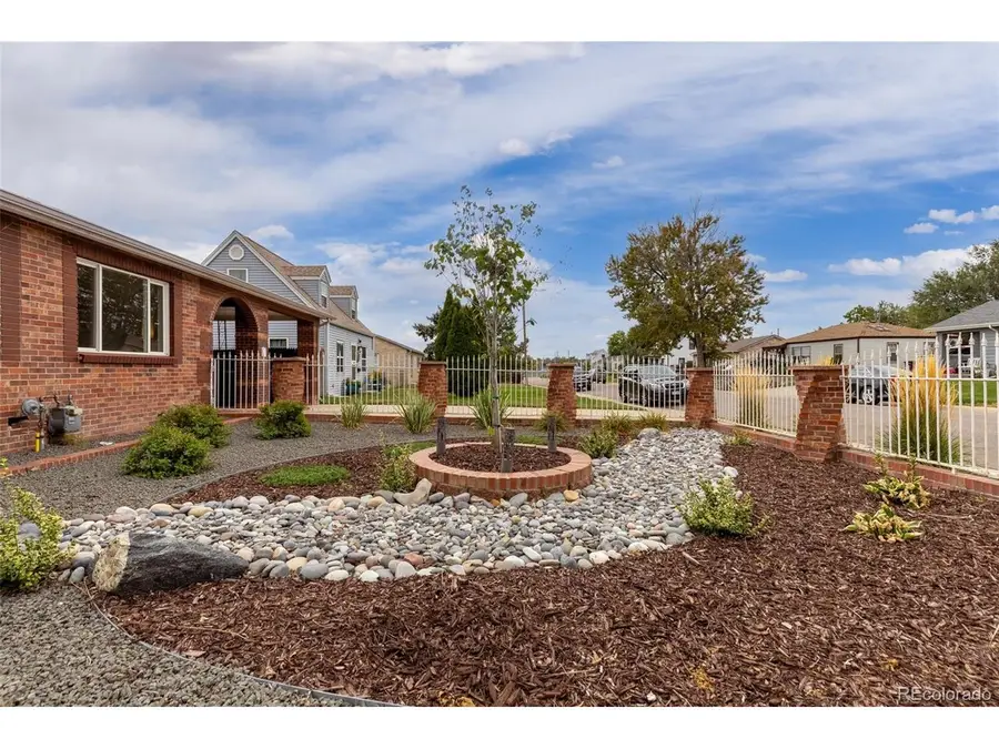 4870 Raritan St, Denver, CO 80221 - #3